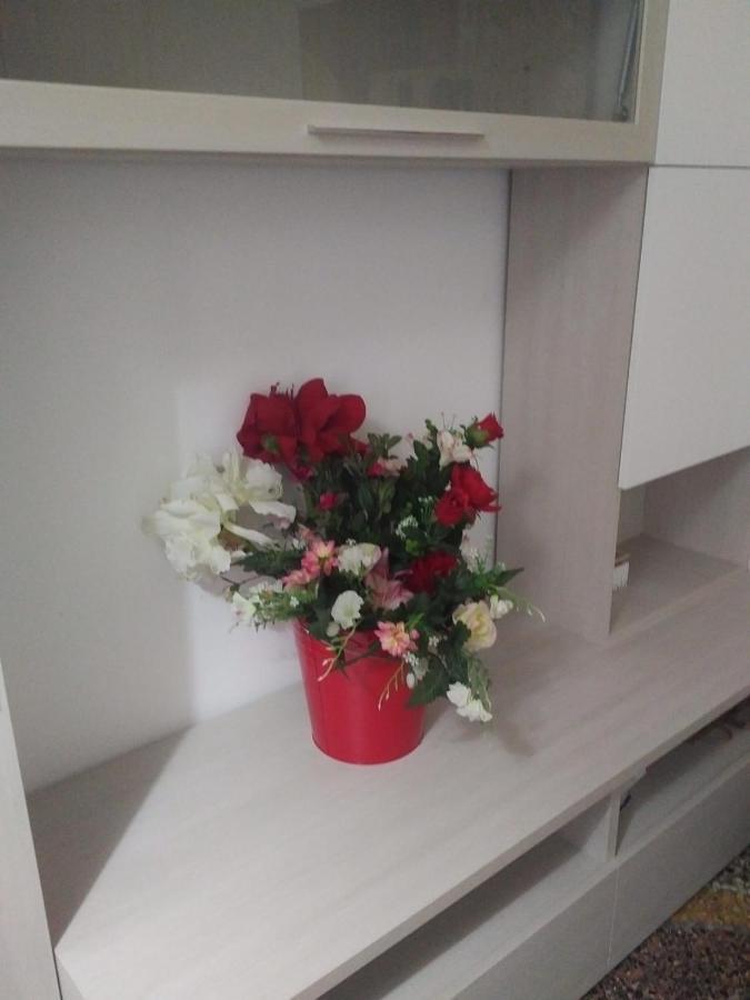 Wow Home - 175 Mq - Posteggio Privato - Davanti Porto Traghetti - Fino A 10 Posti Letto جنوة المظهر الخارجي الصورة