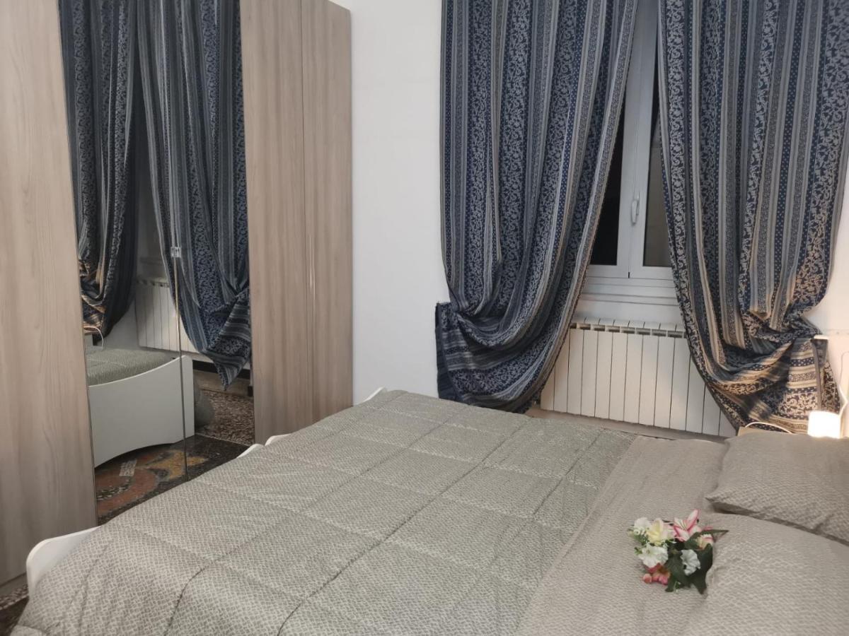 Wow Home - 175 Mq - Posteggio Privato - Davanti Porto Traghetti - Fino A 10 Posti Letto جنوة المظهر الخارجي الصورة