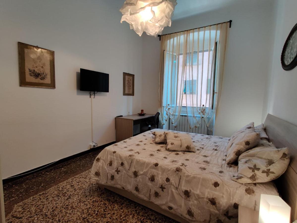 Wow Home - 175 Mq - Posteggio Privato - Davanti Porto Traghetti - Fino A 10 Posti Letto جنوة المظهر الخارجي الصورة