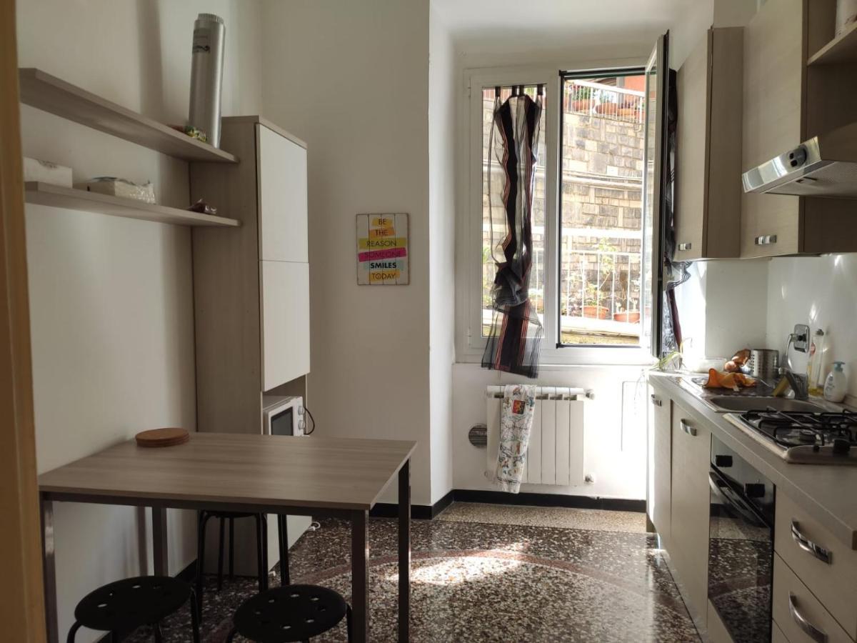 Wow Home - 175 Mq - Posteggio Privato - Davanti Porto Traghetti - Fino A 10 Posti Letto جنوة المظهر الخارجي الصورة