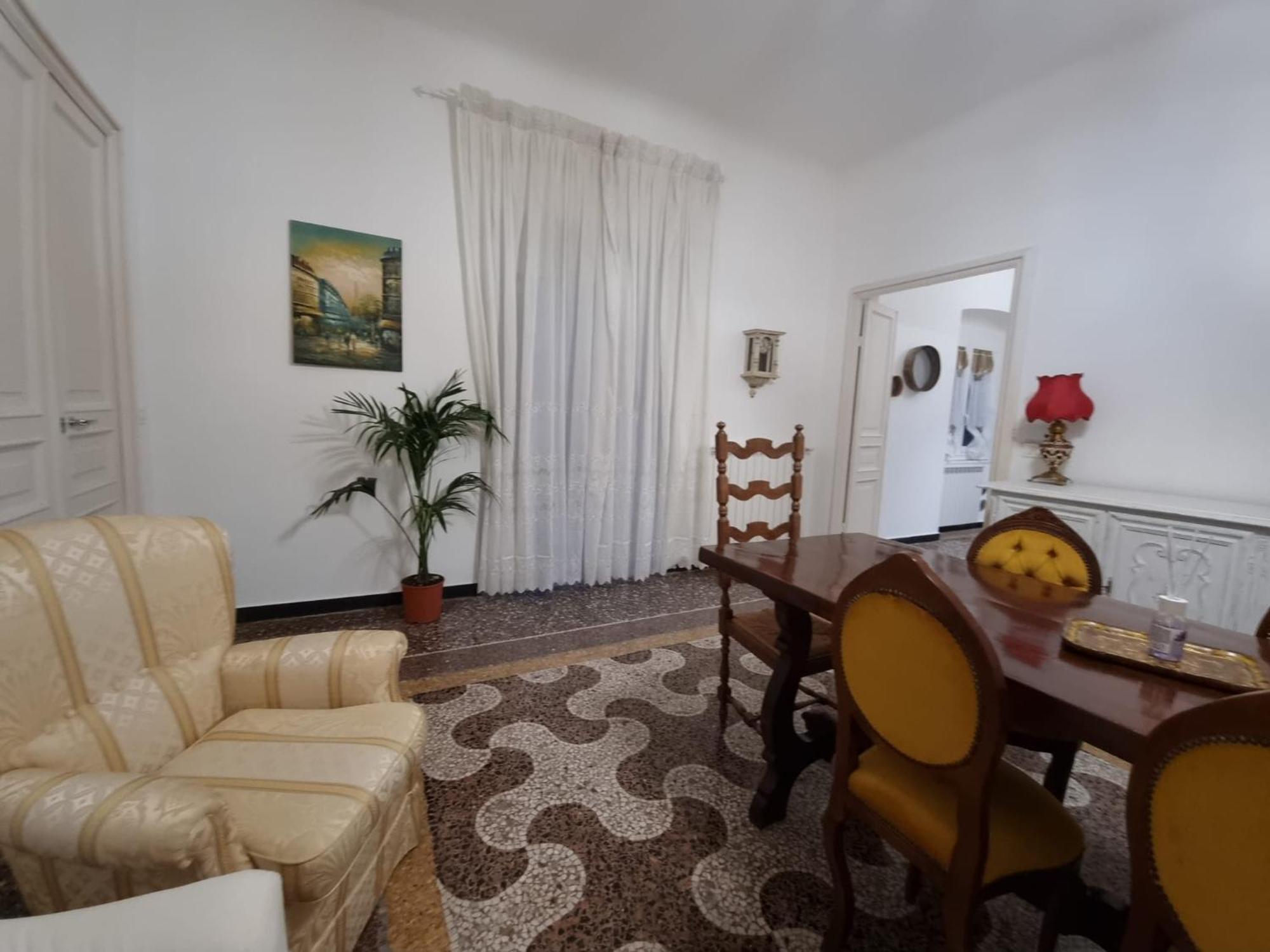 Wow Home - 175 Mq - Posteggio Privato - Davanti Porto Traghetti - Fino A 10 Posti Letto جنوة المظهر الخارجي الصورة